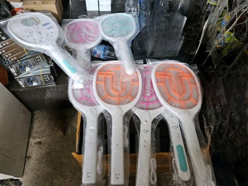 ឧបករណ៍ដេញមូសនេះមានគុណភាពល្អប្រើខ្លាំងណាស់ ពណ៌ទឹកក្រូចនិងឈូកតម្លៃត្រឹមតែ 7.50$តែប៉ុណ្ណោះនឹងខៀវ5.50$