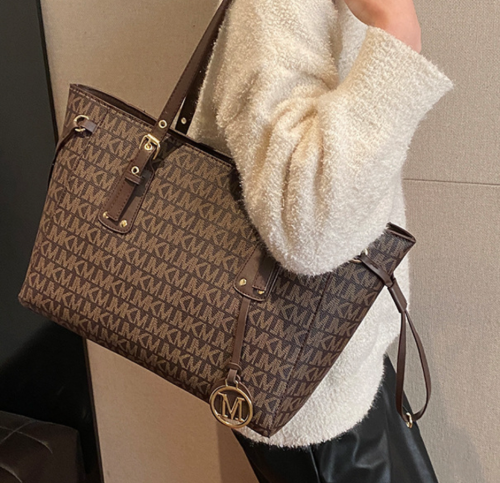 កាបូបស្ពាយ (Crossbody bag)