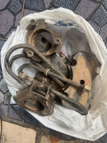 ប៉ូមកល់ឡេីងកម្ពស់Ford