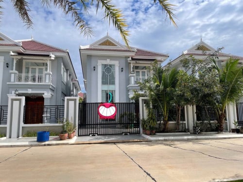 🏠វីឡាសម្រាប់ជួលទីតាំង បុរីវិមានភ្នំពេញ ព្រែកអញ្ជេញ