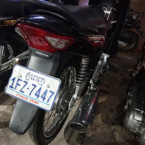 លក់ Wave 016 ស្អាត លេខភ្នំពេញ