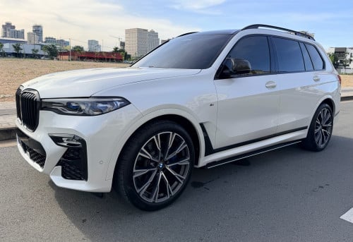 BMW X7 99000$