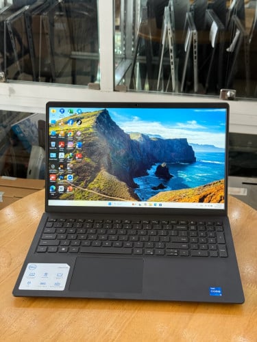 Dell Inspiron 3520 នៅស្អាត 99%