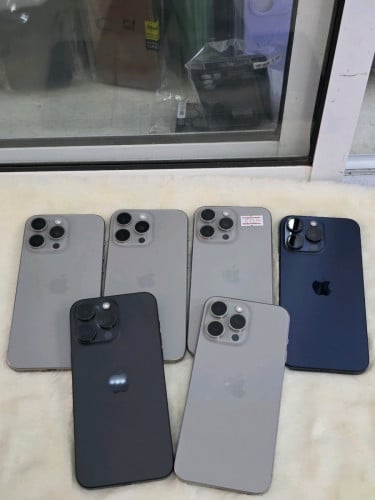 iPhone 15pro max 256 sim1/sim2  ស្អាត99% ធានាសំណុំហ្សុីន