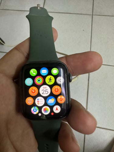 IWatch 5 44mm បែកកញ្ចក់