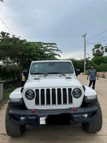 JEEP GLADIATOR RUBICON 2020 តម្លៃ 49,000$  (ចរចារបាន) ឡានស្អាត មូល១ជុំ ថ្នាំស៊ីន ១ជុំ