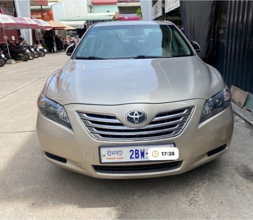 Toyota Camry Hybrid 08 Full options