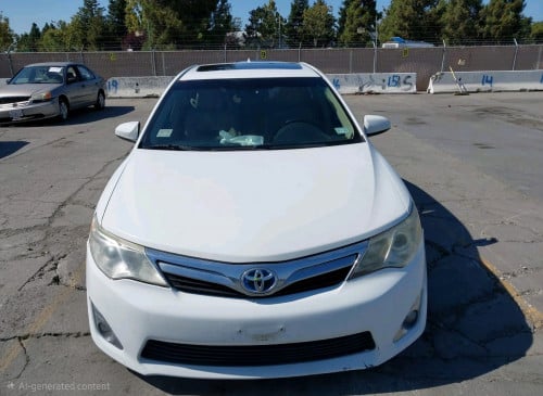 Toyota Camry Hybrid XLE 2012 Full Option JBL  BSM