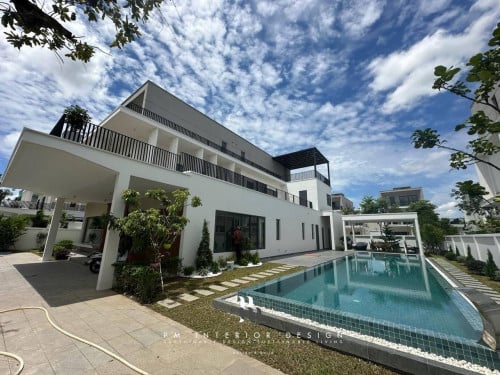 Villa for SALE or RENT! • Location: Borey Chankiri Along National road2.