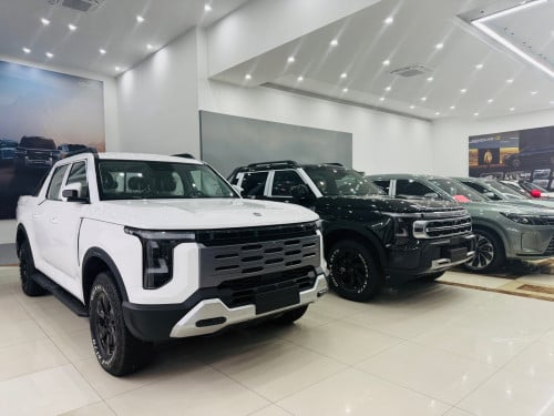 ZNA Z9 PICK UP郑州日产皮卡柴油版四驱2.3T长5米5