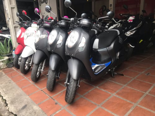 ម៉ូតូលក់