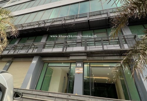 ផ្ទះជួល! 2 Shop houses for rent @St271!