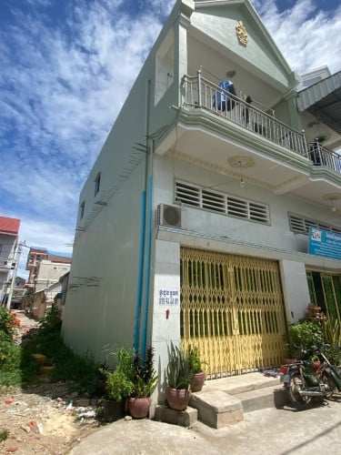 ផ្ទះលក់ តំលៃ 65,000 $ ចរចារ