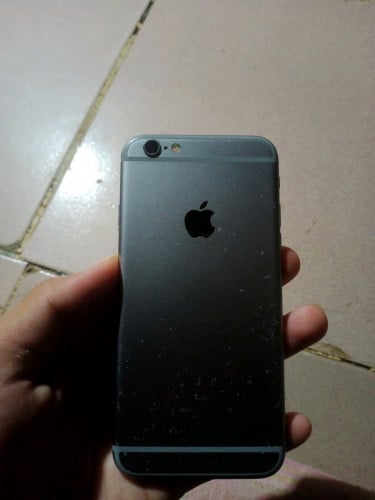 លក់ iPhone 6s ស្ទើរស្របក់ ថ្ម77% 22$