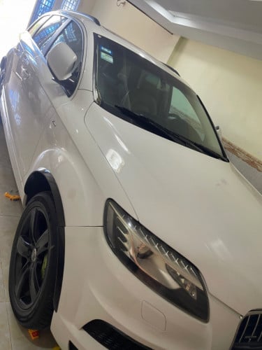 Audi Q7 2011 ពណ៌ស ម៉ាស៊ូត សម្រាប់លក់