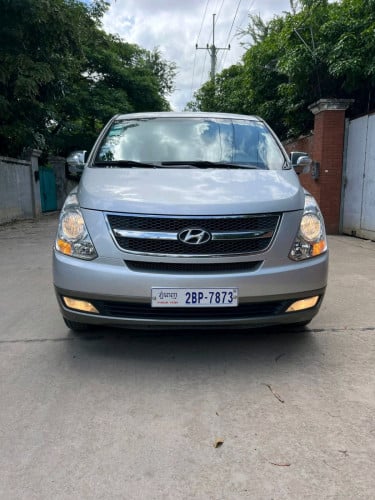 Hyundai grand starex HVX full options 2009