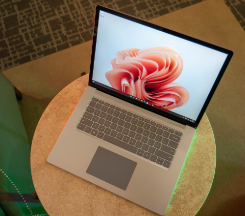 Microsoft Surface laptop 5 , i7 ( 1 Year warranty )