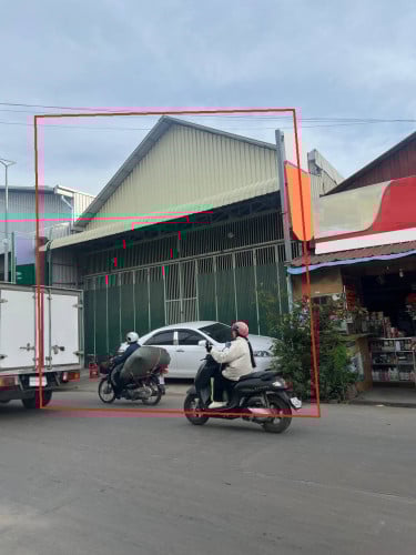 ឃ្លាំងសម្រាប់ជួលនៅសូឡា