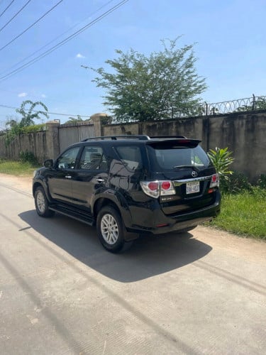 ឡានលក់ប្រញាប់លុយ