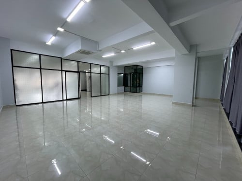 អគារសម្រាប់ជួលស្នាក់នៅ និងបើកការិយាល័យ -S296