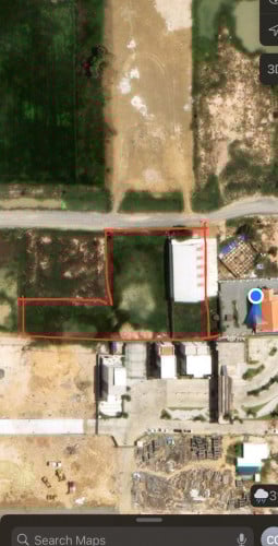 ដី​ និងឃ្ល​ាំងលក់ក្នុងក្រុង​ លេីផ្លូវរដ្ឋ20ម៉ែត្រ