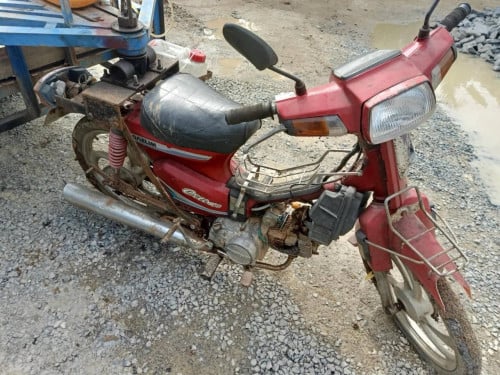 រ៉ឺម៉កលក់500$