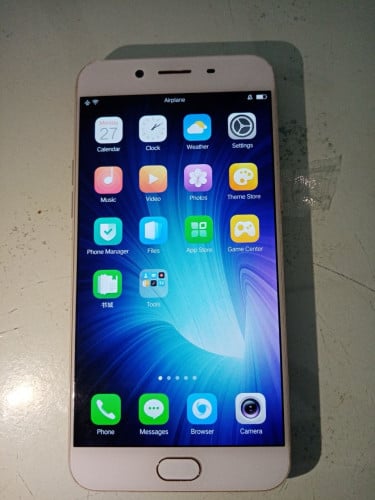 មួយទឹកនៅថ្មីស្អាត90%ធានាថាថ្មីមិនទាស់ចិត្ត