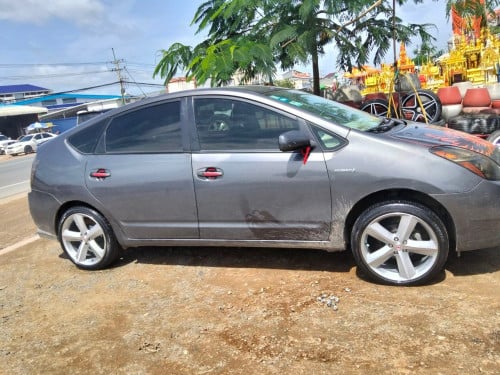 លក់ឡានPrius 07ពាក់កណ្តាលម្ចាស់ផ្ទាល់ទី1