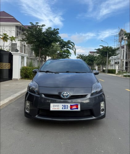 លក់ឡាន Pruis 2010 option3 ពណ៌ប្រផេះ