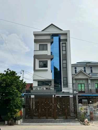 (SC)ផ្ទះអាជីវកម្មជួល ក្រុងតាខ្មៅ