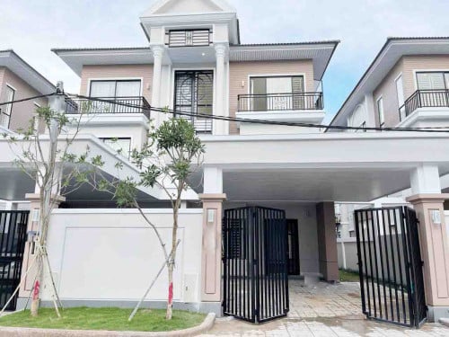 🏡ផ្ទះវីឡាភ្លោះBសម្រាប់លក់ក្នុងបុរីប៉េង ដឹស្ដា មេរ៉ាហ្គាដិន 50m