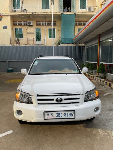 Highlander 2005 ម៉ាសុីន 4 ប៉ុង1 កៅអី3ជួរ ទើបរៀបចំហើយបងៗ 📣🤩