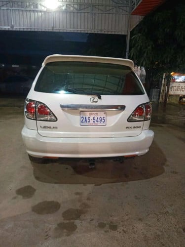 Lexus Rx 300 years 2000