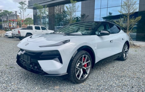 Lotus ELETR First Edition Limited Edition