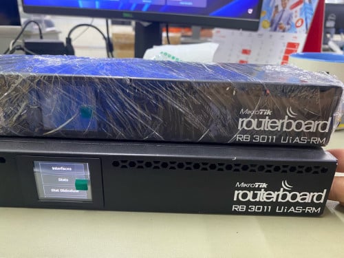 Mikrotik 3011 UiAS-RM