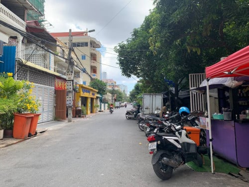 ផ្ទះសម្រាប់លក់ក្នុងតំបន់អភិវឌ្ឍន៍ខ្ពស់នៃសង្កាត់បឹងកេងកងទី៣ | វិនិយោគទីតាំងនសក្តានុពលរីកចម្រើន!