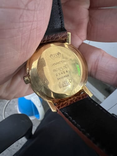 នាឡិកាបុរាណ ផលិតតាំងពីឆ្នាំ 1837.  18K