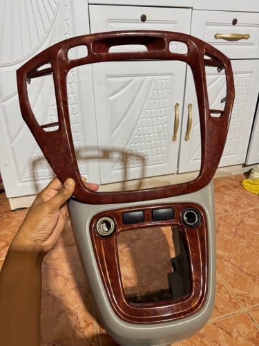 ស៊ុមម៉ាញ៉េ នឹង ស្កូកកណ្ដាល 25$