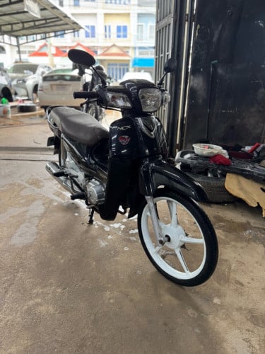 ម៉ូតូលក់ 2012 មានពន្ធ