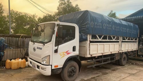 ឡានលក់មួយទឹកទិញថ្មីពីចិនឆ្នាំផលិត2024។ឡានស្អាតនៅថ្មី ឡាន5តោន