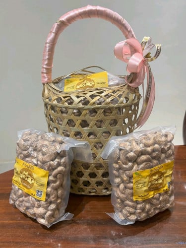 គ្រាប់ចន្ទីខ្មែរ (Cashew nut)