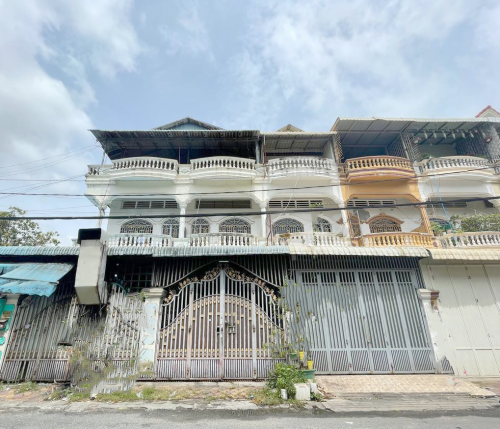 ផ្ទះសម្រាប់ជួល | House for Rent