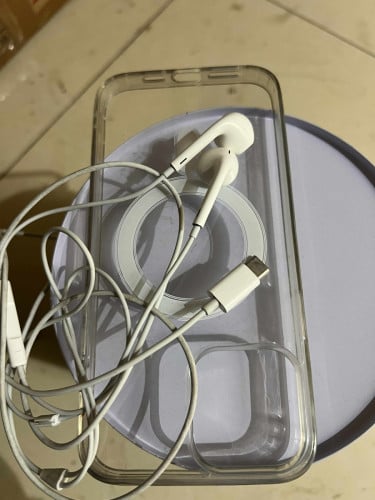 កាស់iPhone 16