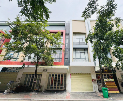 ផ្ទះអាជីវកម្មសម្រាប់ជួល | Shophouse for Rent