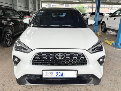 2024 Toyota Yaris Cross Full option