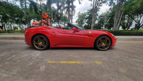 Ferrari california