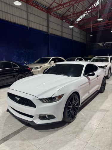 Ford Mustang 2015