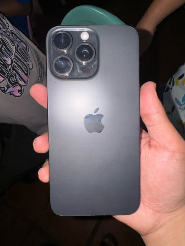 Iphone 15 pro max 256G code ZP