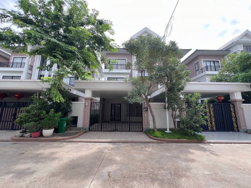 Villa for RENT! • Location: Borey PH Boueng Snor.
