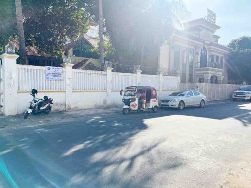 វីឡាសម្រាប់ជួល​ ជិតពេទ្យលោកសង្ឃ